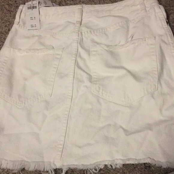 Abercrombie denim skirt - Picture 2 of 2